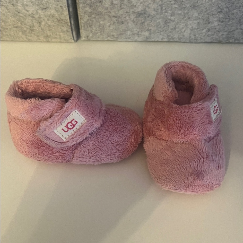 UGG Cozy Pink Kids Slippers